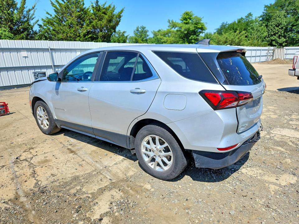 2022 Chevrolet Equinox VIN 3GNAXKEVXNL123564 COPART salvage auction — REAR END, In - Certificate Of Title (P), sold $3,800 on 2026-07-28 (photo 2)