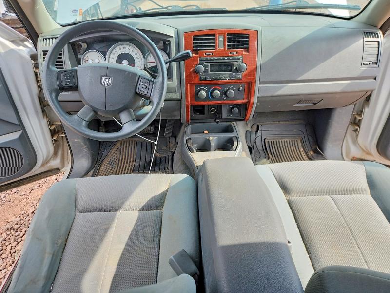2005 Dodge Dakota VIN 1D7HW48N15S225442 COPART salvage auction — FRONT END, Az - Cert Of Title - Salvage, sold $175 on 2026-07-30 (photo 8)