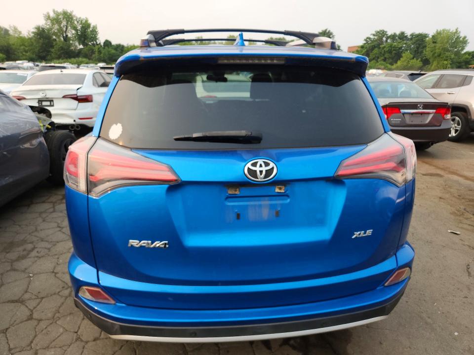 2016 Toyota Rav4 VIN JTMWFREV8GJ084266 COPART salvage auction — WATER/FLOOD, CT - CERT OF TITLE-SALVAGE, sold $4,850 on 2026-07-21 (photo 6)