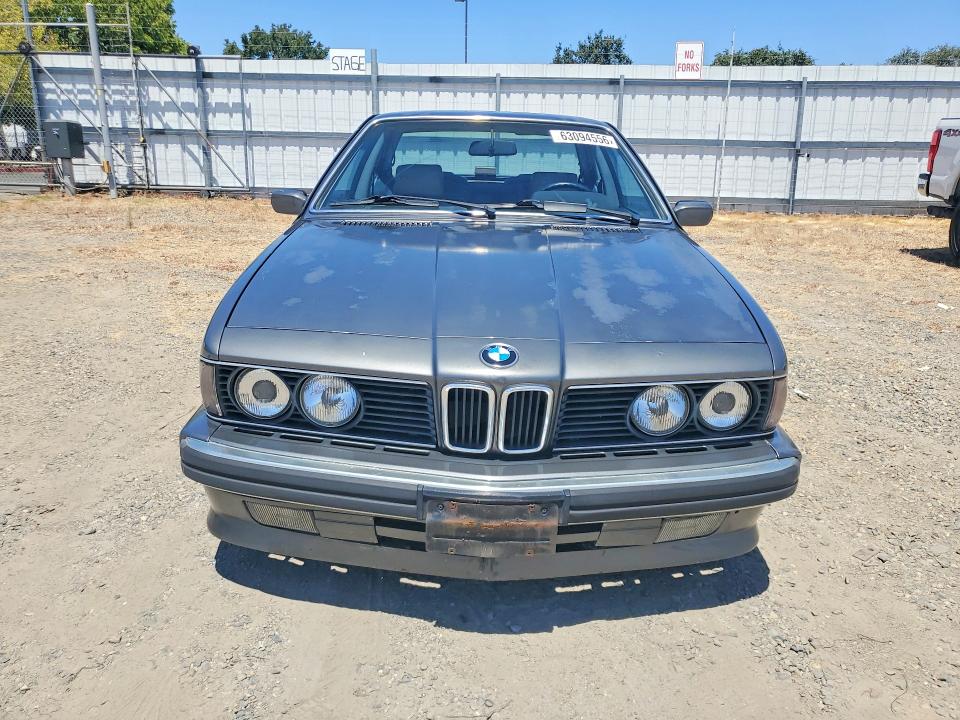 1989 BMW 6 series VIN WBAEC8411K3268049 COPART salvage auction — NORMAL WEAR, CA - DIS/DLR/EXP ONLY CLEAN TITLE, sold $7,000 on 2026-08-04 (photo 5)