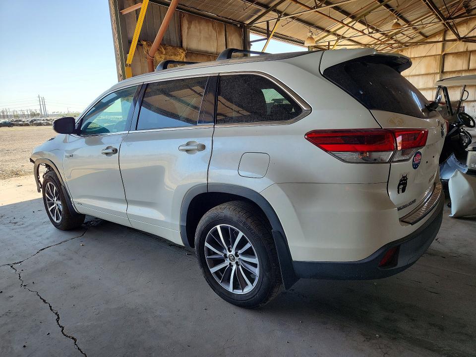 2017 Toyota Highlander VIN 5TDJGRFH2HS034225 COPART salvage auction — FRONT END, Az - Cert Of Title - Salvage, sold $5,700 on 2026-07-26 (photo 2)