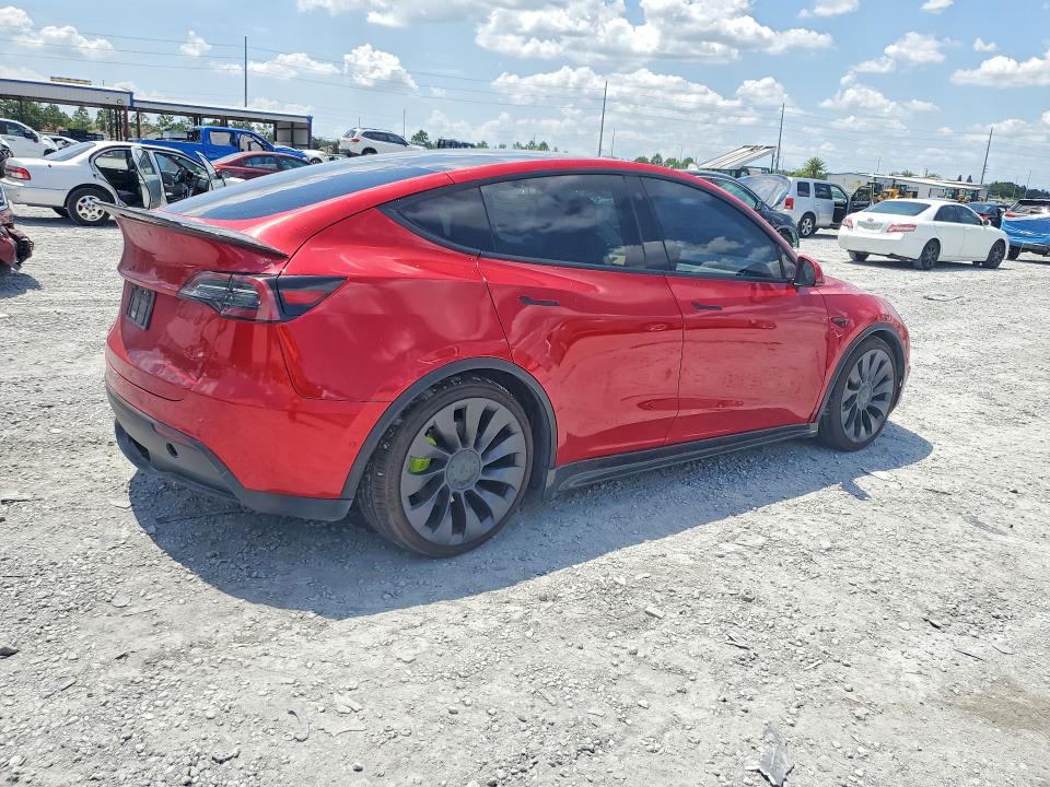 2021 Tesla Model y VIN 5YJYGDEF7MF197484 COPART salvage auction — MINOR DENT/SCRATCHES, Fl - Cert Of Title-Rebuilt, sold $4,600 on 2026-07-28 (photo 3)
