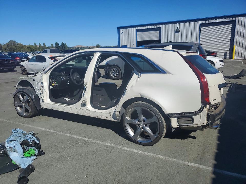 2014 Cadillac Cts-v VIN 1G6DV8EP9E0134393 COPART salvage auction — STRIPPED, CA - SALVAGE CERTIFICATE, sold $10,200 on 2026-07-31 (photo 2)