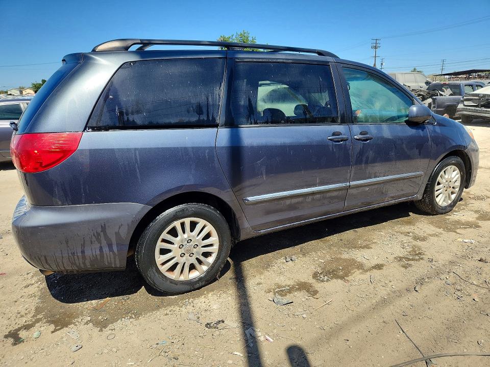 2008 Toyota Sienna VIN 5TDZK22C38S138807 COPART salvage auction — MINOR DENT/SCRATCHES, CA - DIS/DLR/EXP ONLY CLEAN TITLE, sold $750 on 2026-07-17 (photo 3)