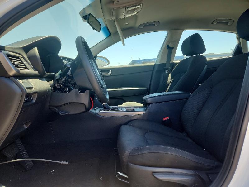 2017 Kia Optima VIN 5XXGT4L31HG156626 COPART salvage auction — VANDALISM, Ca - Salvage Certificate, sold $725 on 2026-07-15 (photo 7)