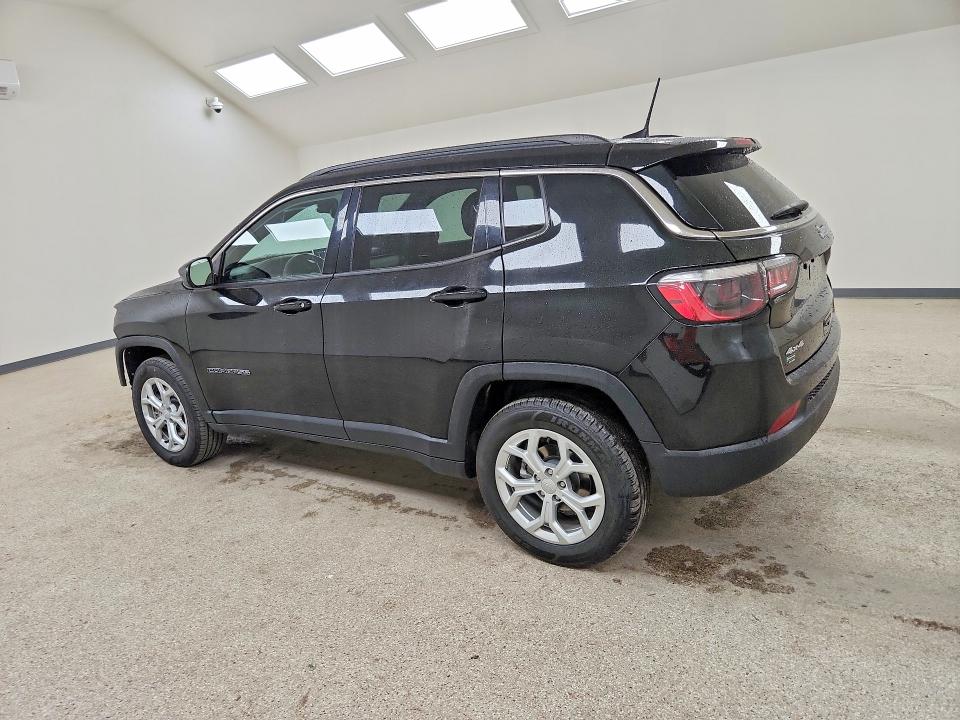 2024 Jeep Compass VIN 3C4NJDBN7RT110756 COPART salvage auction — FRONT END, Ca - Certificate Of Title (P), sold $7,200 on 2026-08-10 (photo 2)