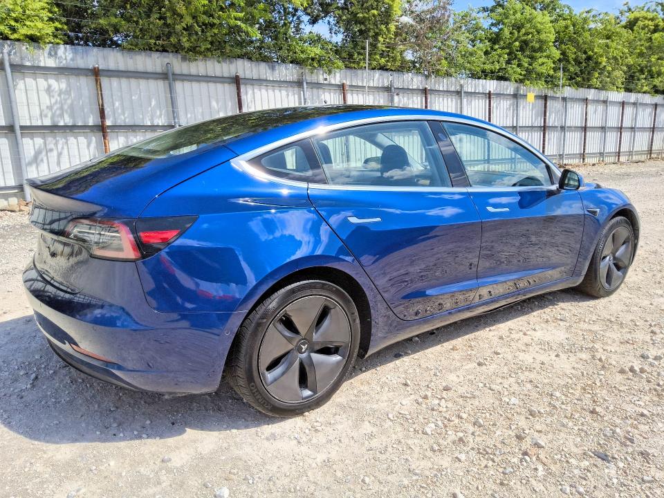 2018 Tesla Model 3 VIN 5YJ3E1EA1JF041715 COPART salvage auction — BURN, TX - CERTIFICATE OF TITLE (P), sold $100 on 2026-07-21 (photo 3)