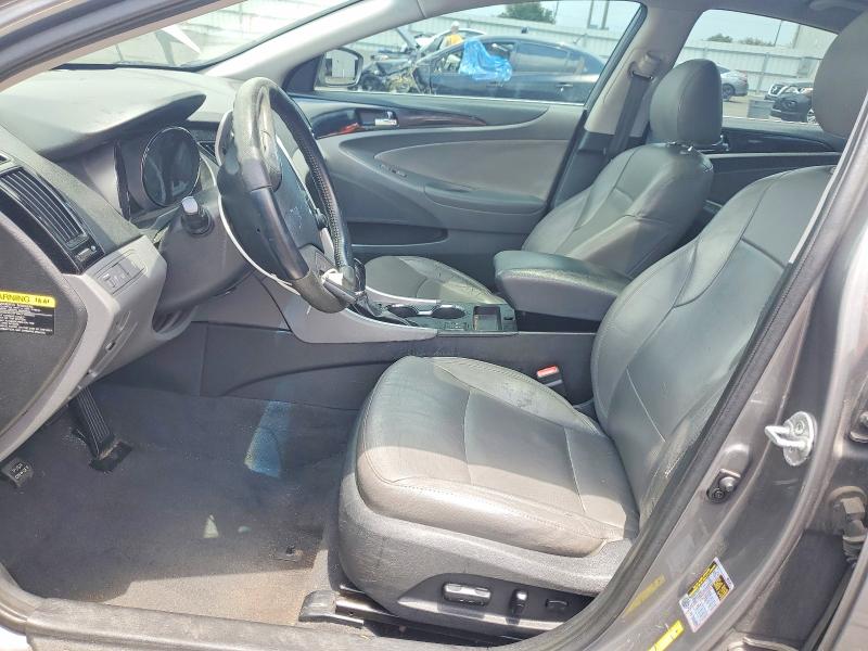 2013 Hyundai Sonata VIN 5NPEC4AB2DH650168 COPART salvage auction — SIDE, Fl - Cert Of Title Slvg Rebuildable, sold $800 on 2026-07-15 (photo 7)