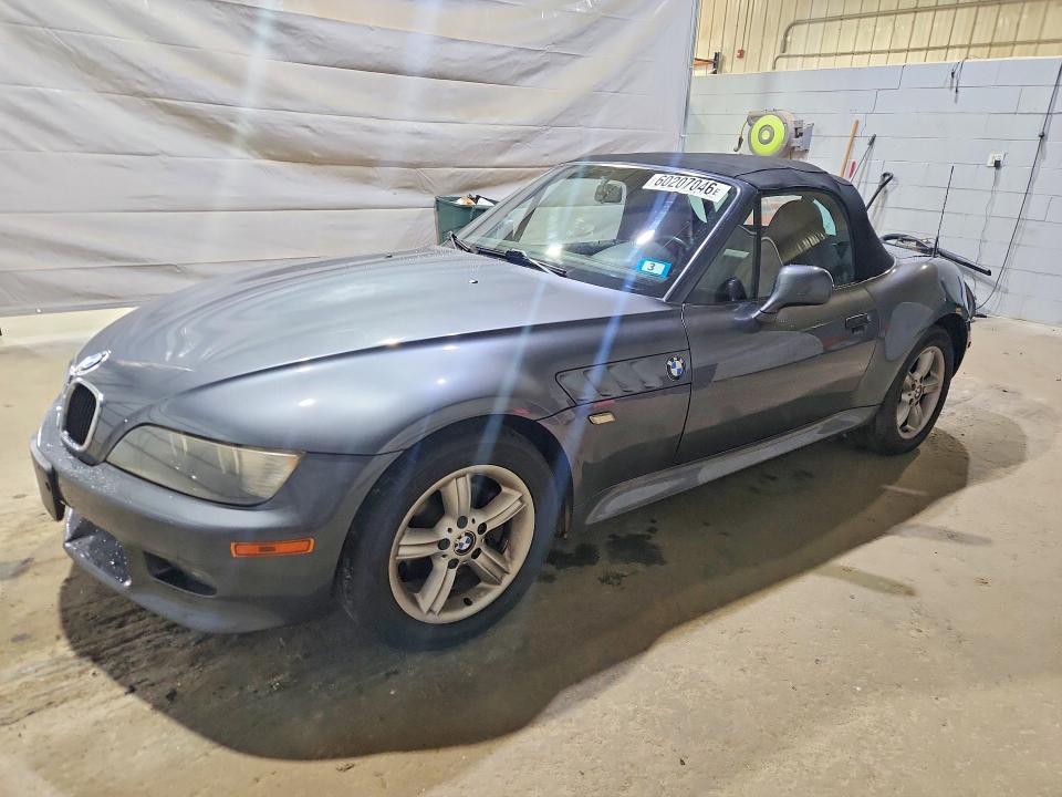 2001 BMW Z3 VIN WBACN33431LK45922 COPART salvage auction — REAR END, NH - CERT OF TITLE-SALVAGE (P), sold $1,300 on 2026-07-21 (photo 1)