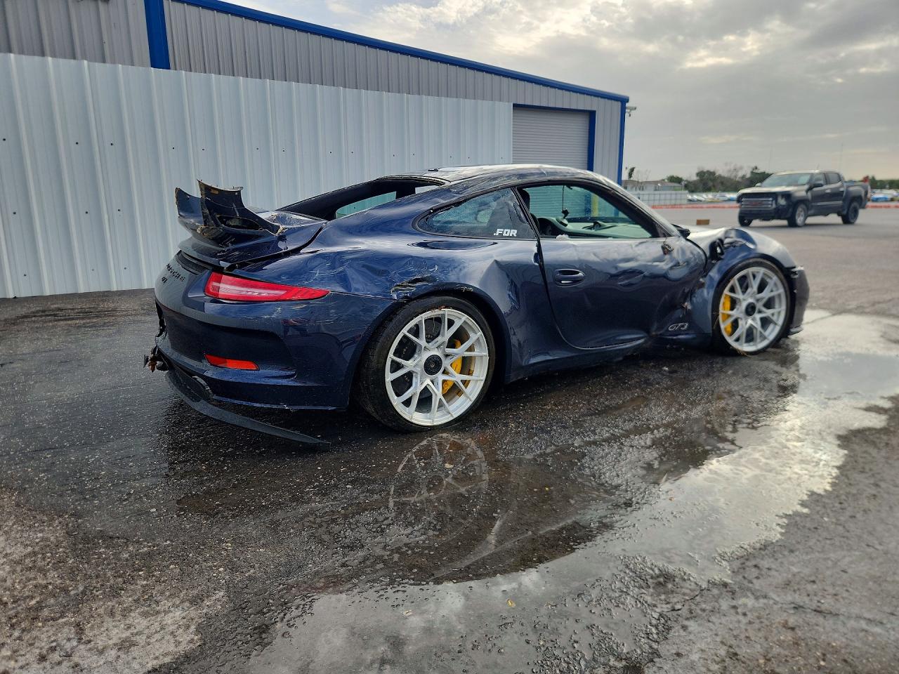 2015 Porsche 911 VIN WP0AC2A9XFS183912 COPART salvage auction — Rollover, FL - CERTIFICATE OF DESTRUCTION, sold $35,250 on 2026-08-07 (photo 3)