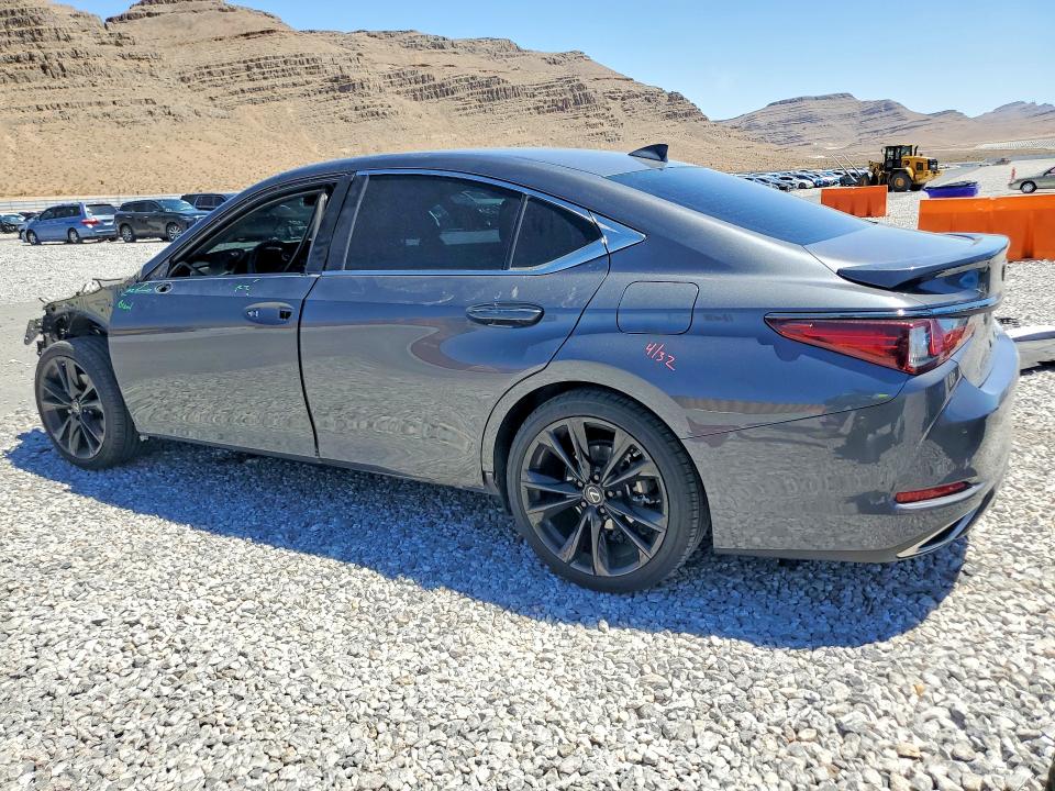 2022 Lexus ES VIN 58AGZ1B11NU115842 COPART salvage auction — FRONT END, Salvage Title, sold $16,000 on 2026-08-24 (photo 2)