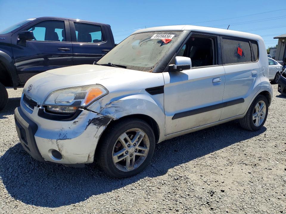 2011 Kia Soul VIN KNDJT2A22A7068588 COPART salvage auction — FRONT END, OR - CERTIFICATE OF TITLE, sold $300 on 2026-07-14 (photo 1)