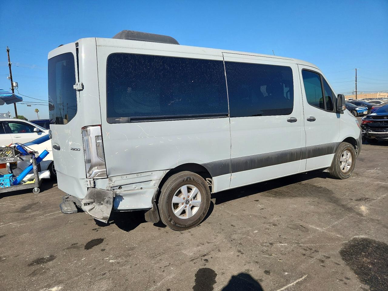 2022 Mercedes-Benz Sprinter VIN W1Z40FHY4NT085453 COPART salvage auction — Rear End, Dv - Clean Title, sold $26,500 on 2026-08-24 (photo 3)