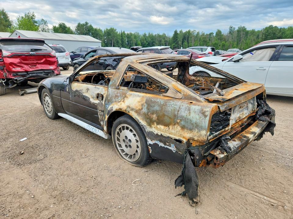 1986 Nissan 300zx VIN JN1CZ14S9GX105693 COPART salvage auction — BURN, On - Permit Irrepairable, sold $175 on 2026-07-28 (photo 2)