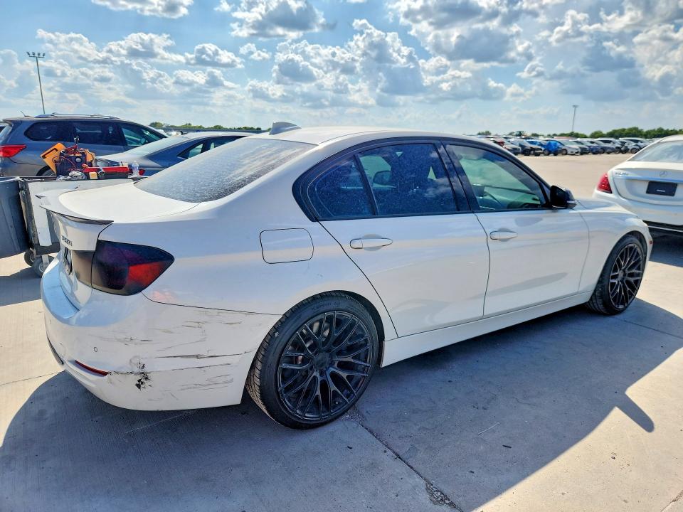 2015 BMW 3 series VIN WBA3C1C51FP853456 COPART salvage auction — MINOR DENT/SCRATCHES, Tx - Certificate Of Title (P), sold $3,300 on 2026-08-20 (photo 3)