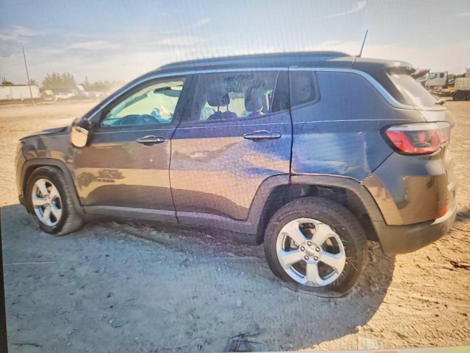 2018 Jeep Compass VIN 3C4NJCBB5JT256996 COPART salvage auction — FRONT END, FL - CERT OF TITLE SLVG REBUILDABLE, sold $2,800 on 2026-07-30 (photo 2)