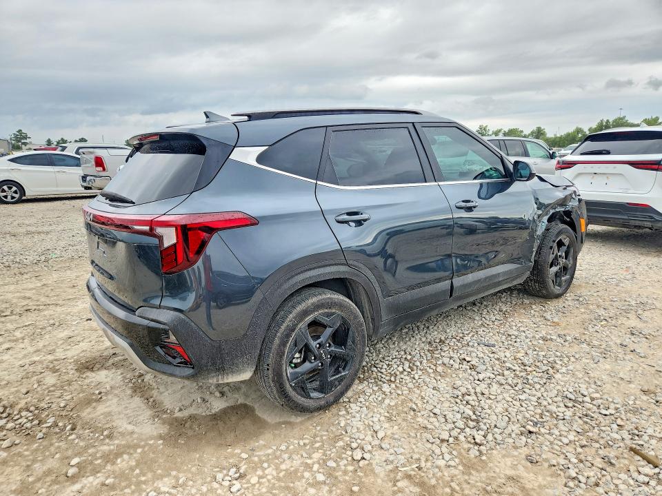 2026 Kia Seltos VIN KNDER2AA8T7828002 COPART salvage auction — FRONT END, Tx - Salvage Vehicle Title, sold $9,000 on 2026-07-31 (photo 3)