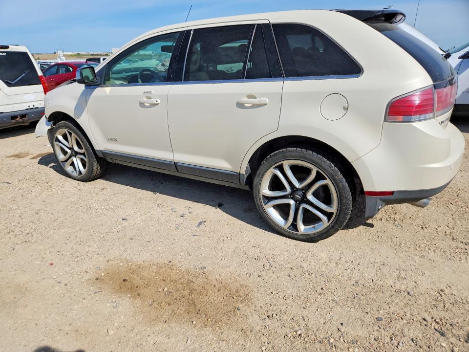 2007 Lincoln Mkx VIN 2LMDU88C57BJ03331 COPART salvage auction — FRONT END, AB - BOS - SALVAGE, sold $375 on 2026-07-23 (photo 2)