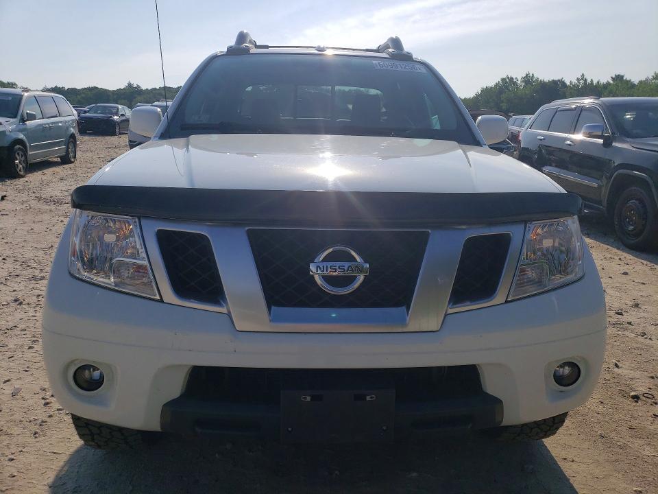 2018 Nissan Navara (frontier) VIN 1N6AD0EV4JN758003 COPART salvage auction — MINOR DENT/SCRATCHES, Salvage Title, sold $10,100 on 2026-07-22 (photo 5)