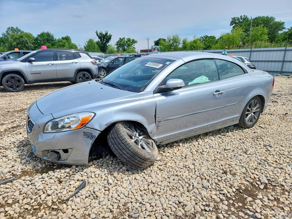 2012 Volvo C70 VIN YV1672MCXCJ125019 COPART salvage auction — FRONT END, Il - Salvage Certificate, sold $375 on 2026-08-12 (photo 1)