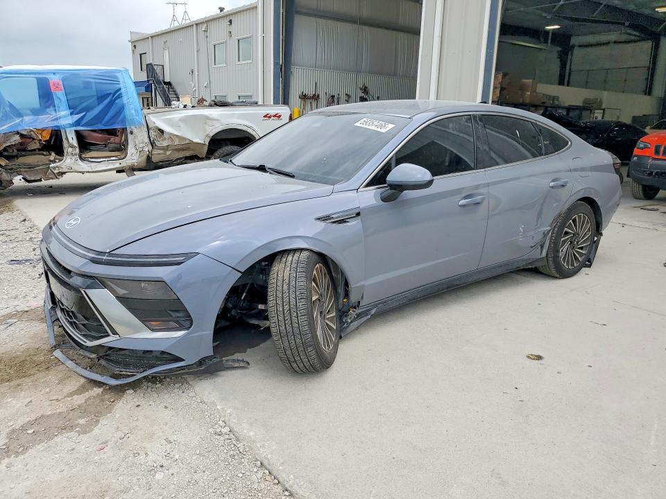2025 Hyundai Sonata VIN KMHL34JJ1SA109319 — COPART salvage auction photo
