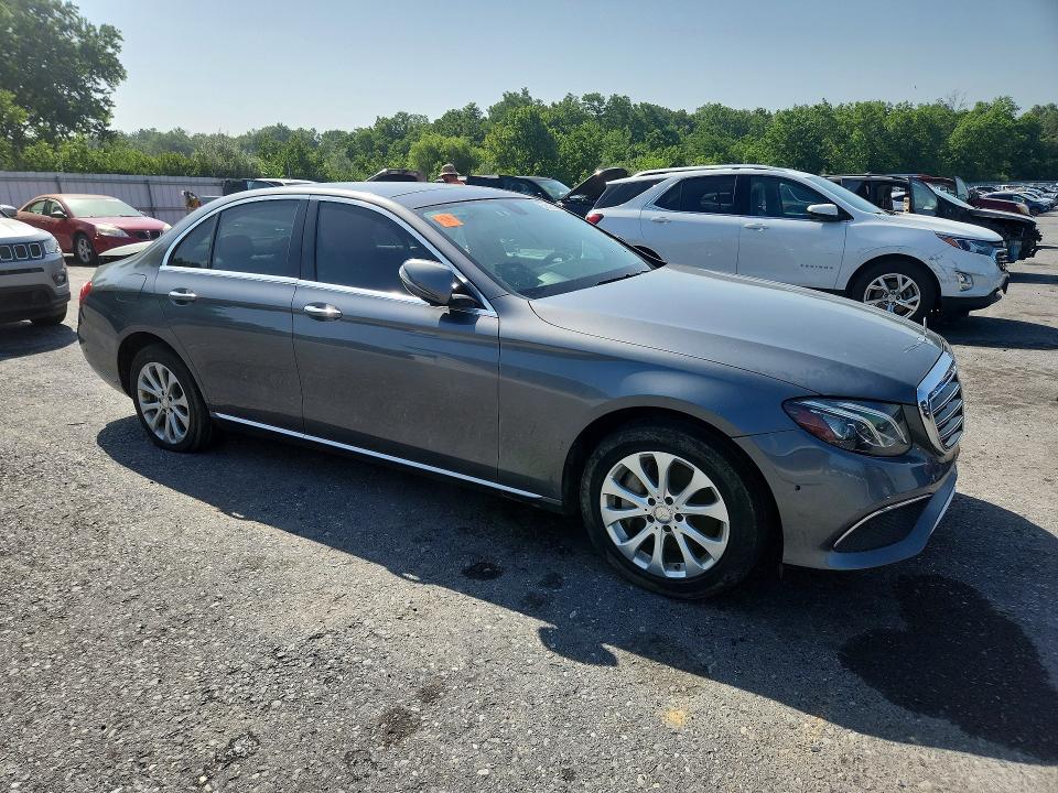 2017 Mercedes-benz VIN WDDZF4KB1HA144227 COPART salvage auction — NORMAL WEAR, Va - Certificate Of Title, sold $3,000 on 2026-07-28 (photo 4)
