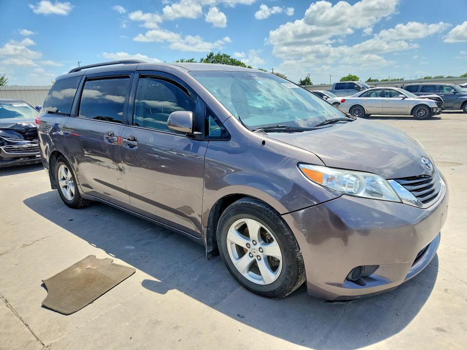 2014 Toyota VIN 5TDKK3DC6ES424554 COPART salvage auction — WATER/FLOOD, Tx - Salvage Title-Flood Damage, sold $1,250 on 2026-07-20 (photo 4)
