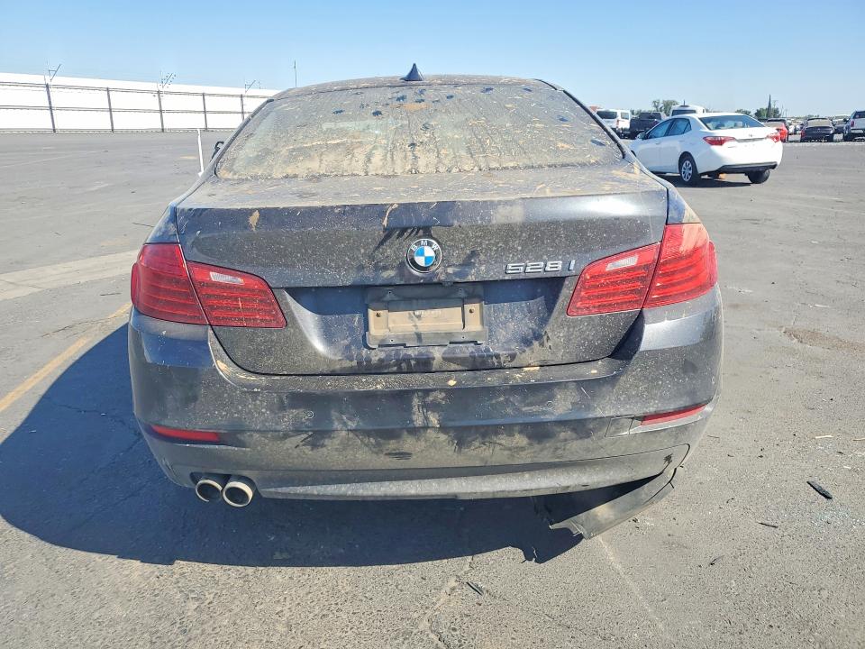2014 BMW 5er VIN WBA5A5C56ED504914 COPART salvage auction — FRONT END, Ca - Salvage Certificate, sold $425 on 2026-07-23 (photo 6)