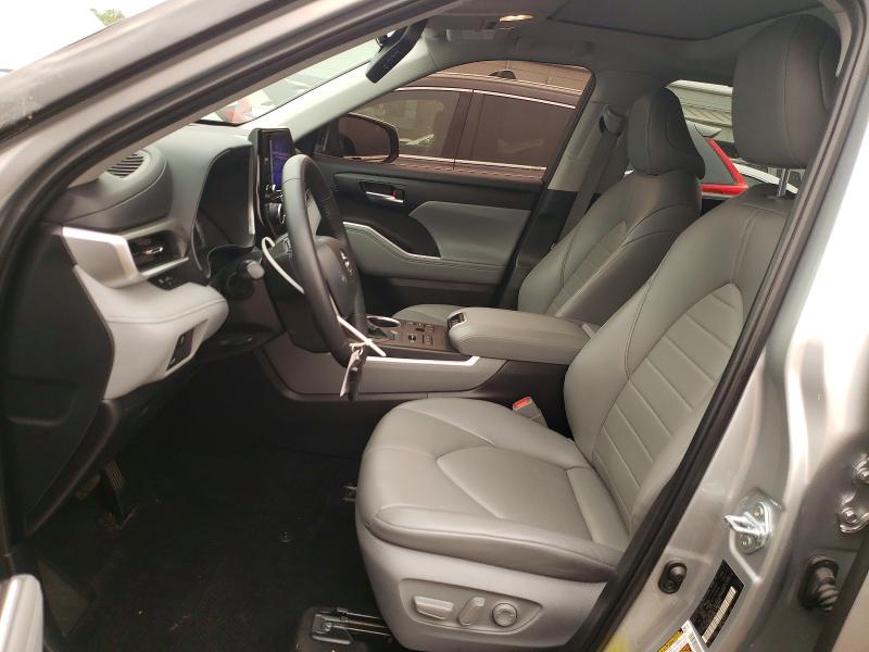 2023 Toyota Highlander VIN 5TDKDRBH6PS527617 COPART salvage auction — ROOF, Nj - Cert Of Title-Salvage, sold $12,100 on 2026-07-31 (photo 7)