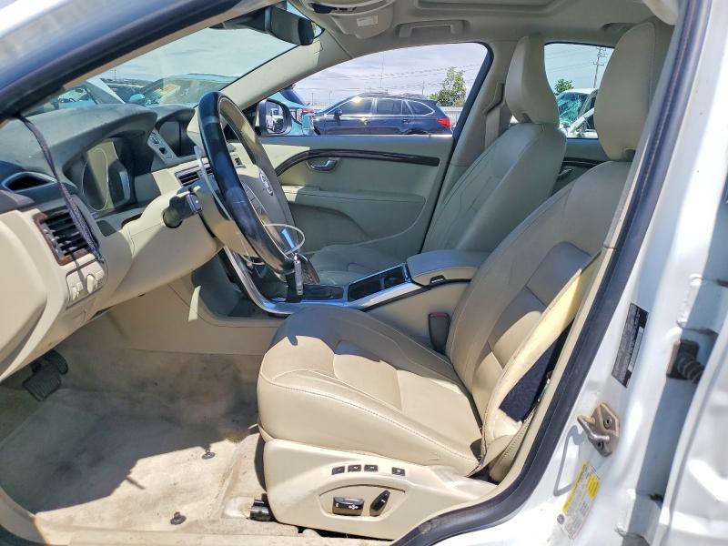 2015 Volvo S80 VIN YV1902MK0F1192161 COPART salvage auction — SIDE, Id - Salvage Certificate Of Title, sold $575 on 2026-08-06 (photo 7)