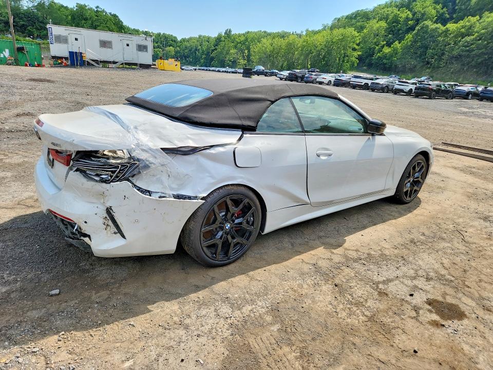 2027 BMW 4er VIN WBA33DB04VCX71976 COPART salvage auction — REAR END, Nj - Cert Of Title-Salvage, sold $28,750 on 2026-07-30 (photo 3)