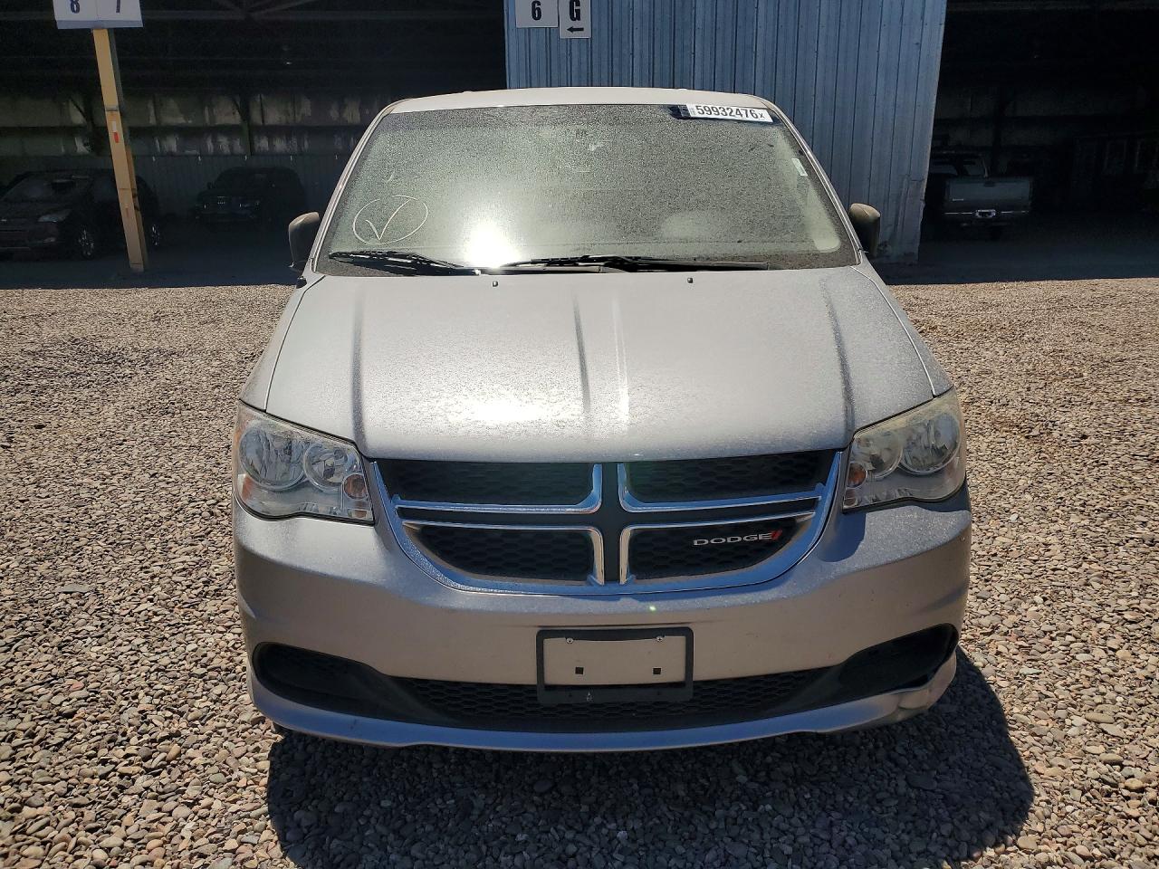 2016 Dodge Grand Caravan VIN 2C4RDGBG0GR106317 COPART salvage auction — Rear End, Ct - Clean Title, sold $8,000 on 2026-08-19 (photo 5)