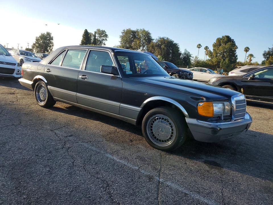 1986 Mercedes-benz 560 VIN WDBCA39D6GA265400 COPART salvage auction — SIDE, Ca - Dis/Dlr/Exp Only Clean Title, sold $400 on 2026-07-24 (photo 4)