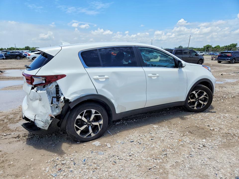 2020 Kia Sportage VIN KNDPM3AC8L7833554 COPART salvage auction — REAR END, Fl - Cert Of Title Slvg Rebuildable, sold $425 on 2026-07-30 (photo 3)