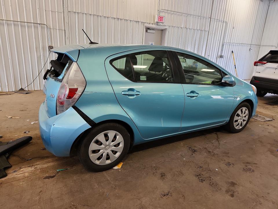 2012 Toyota Prius VIN JTDKDTB36C1019575 COPART salvage auction — REAR END, Mn - Cert Of Title-Salvage, sold $575 on 2026-07-23 (photo 3)