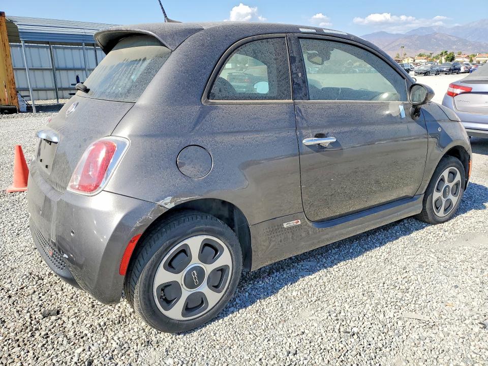 2016 Fiat 500 VIN 3C3CFFGE7GT221872 COPART salvage auction — FRONT END, Ca - Dis/Dlr/Exp Only Lien Papers, sold $175 on 2026-07-29 (photo 3)