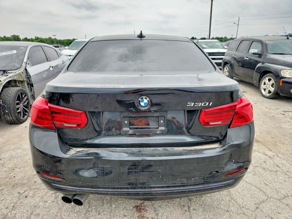 2018 BMW 3er VIN WBA8D9G58JNU66791 COPART salvage auction — REAR END, In - Cert Of Title-Salvage Title, sold $3,450 on 2026-08-21 (photo 6)