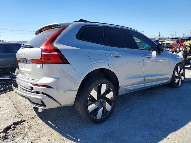 2024 Volvo Xc60 VIN YV4H60DL9R1911406 COPART salvage auction — FRONT END, CA - LIEN PAPERS-SALVAGE OR AC, sold $4,600 on 2026-07-27 (photo 3)