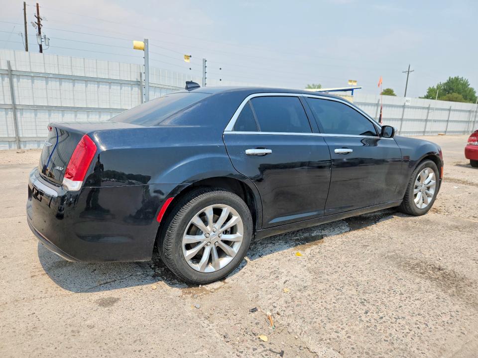 2019 Chrysler 300 VIN 2C3CCAKG3KH610918 COPART salvage auction — WATER/FLOOD, Co - Salvage, Flood, sold $1,350 on 2026-08-23 (photo 3)
