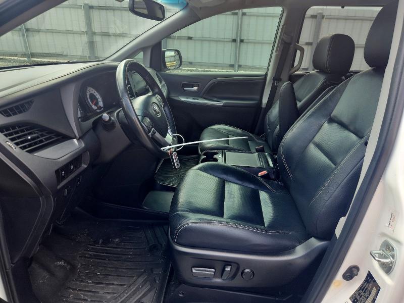 2016 Toyota Sienna VIN 5TDXK3DC2GS721877 COPART salvage auction — HAIL, Al - Cert Of Title-Salvage Title, sold $175 on 2026-07-21 (photo 7)