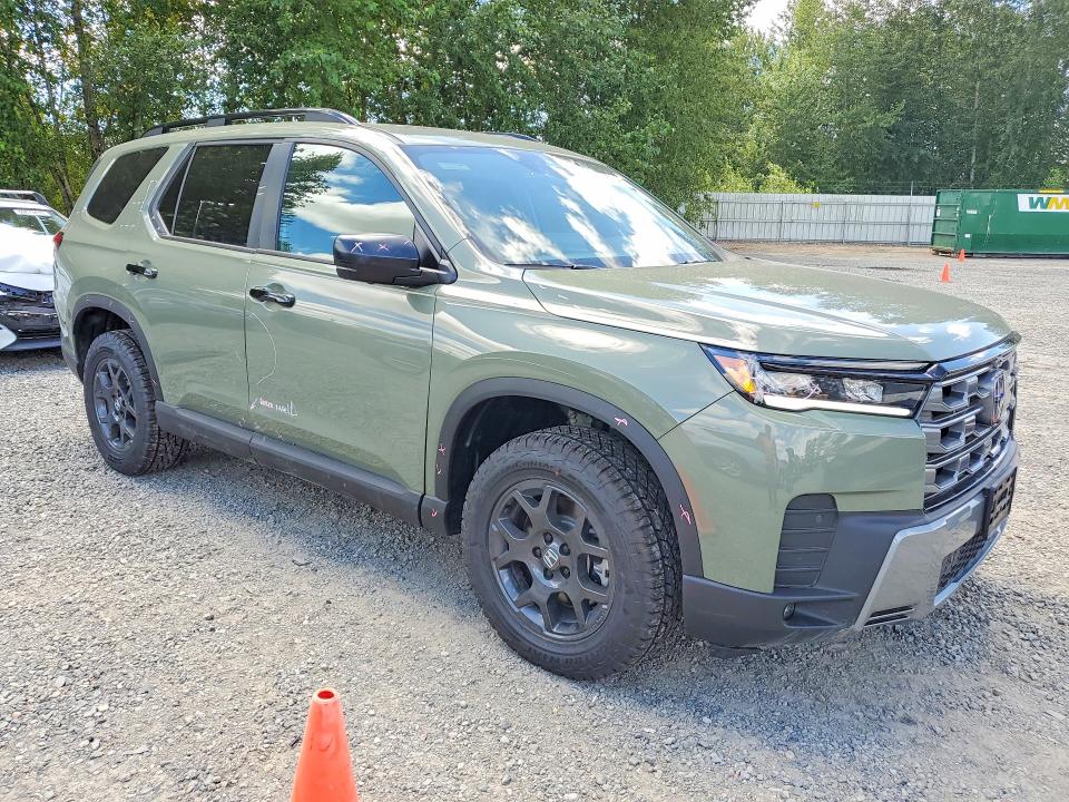 2026 Honda Pilot VIN 5FNYG1H69TB012652 COPART salvage auction — SIDE, WA - BILL OF SALE, sold $15,700 on 2026-07-27 (photo 4)