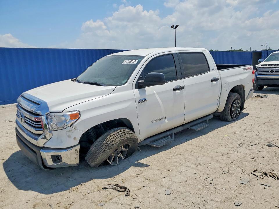2016 Toyota Tundra VIN 5TFDW5F1XGX541569 — COPART salvage auction photo