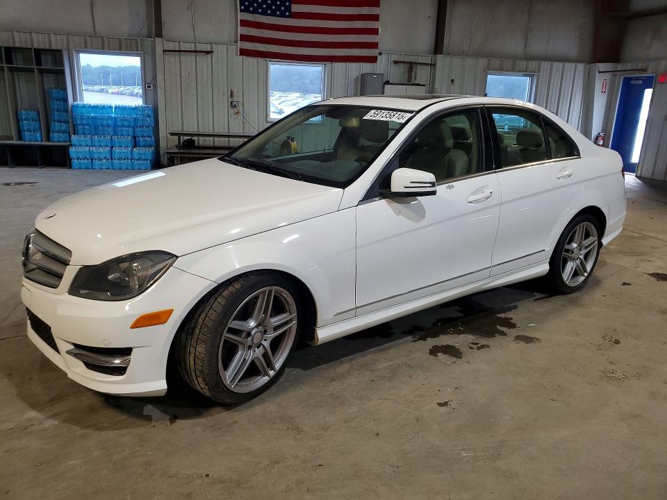 2013 Mercedes-benz C-klasse VIN WDDGF8AB5DR281635 COPART salvage auction — WATER/FLOOD, Nh - Cert Of Ttl-Flood Salvage, sold $900 on 2026-08-19 (photo 1)