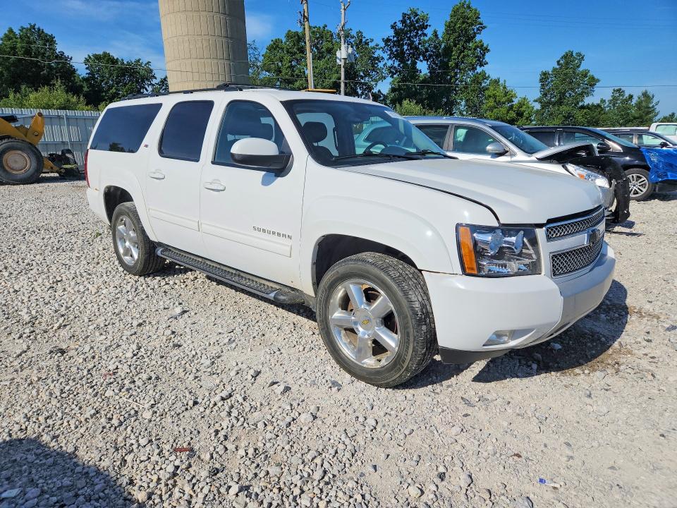 2011 Chevrolet Suburban VIN 1GNSKJE31BR323586 COPART salvage auction — FRONT END, MI - CERTIFICATE OF TITLE, sold $750 on 2026-07-09 (photo 4)