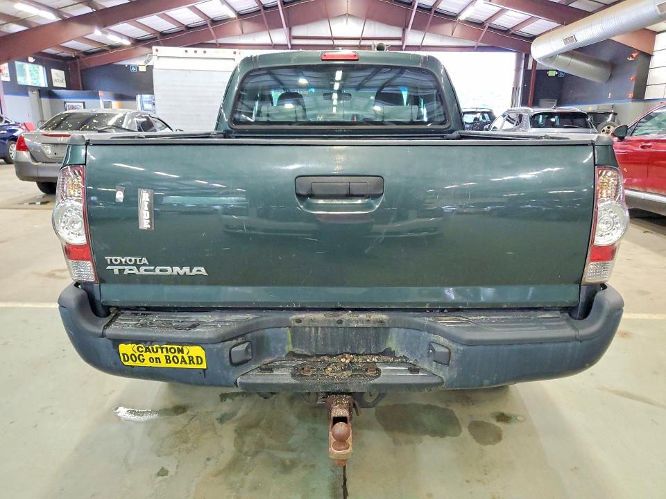 2010 Toyota Tacoma VIN 5TEUX4EN5AZ685705 COPART salvage auction — MINOR DENT/SCRATCHES, CT - CERTIFICATE OF TITLE, sold $3,550 on 2026-07-09 (photo 6)