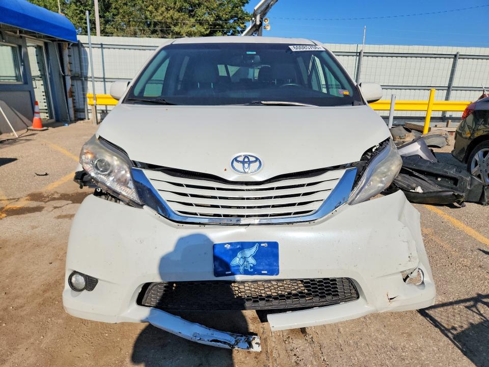 2015 Toyota Sienna VIN 5TDYK3DC1FS622115 COPART salvage auction — FRONT END, Salvage Title, sold $175 on 2026-07-27 (photo 5)