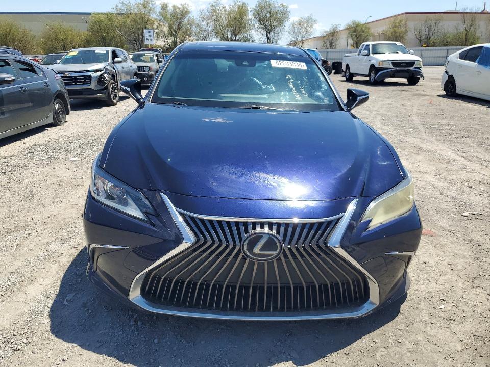 2019 Lexus ES VIN JTHBZ1B18K2002191 COPART salvage auction — FRONT END, Nv - Certificate Of Title (P), sold $8,900 on 2026-08-25 (photo 5)