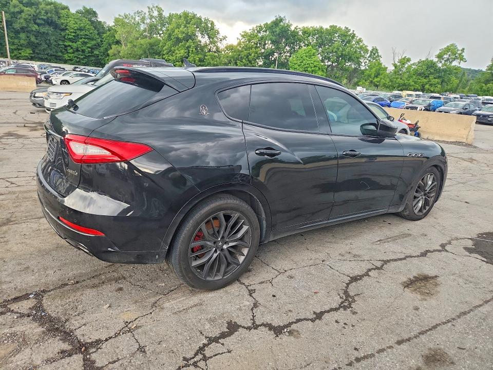 2018 Maserati Levante VIN ZN661XUA8JX299215 COPART salvage auction — MECHANICAL, Wv - Certificate Of Title, sold $6,700 on 2026-08-10 (photo 3)