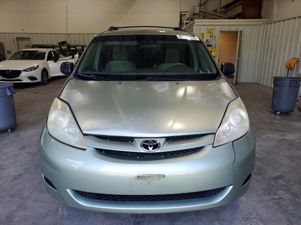 2009 Toyota Sienna VIN 5TDZK23C89S268047 COPART salvage auction — SIDE, NY - CERTIFICATE OF TITLE, sold $1,300 on 2026-07-20 (photo 5)