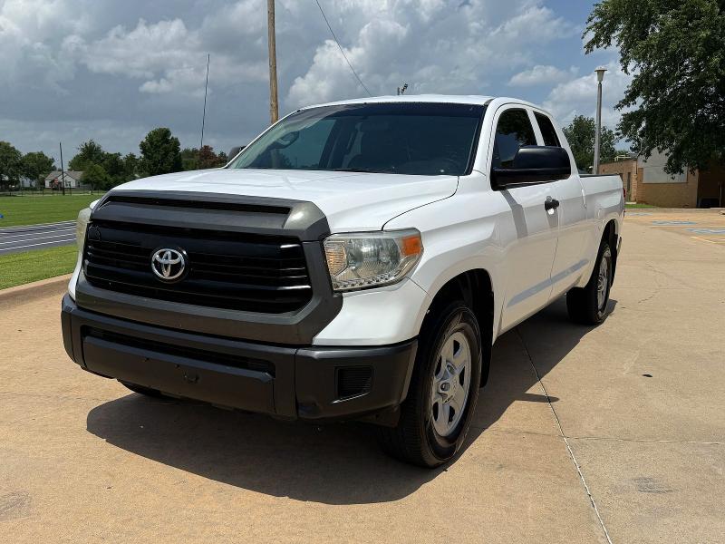 2016 Toyota Tundra VIN 5TFRM5F14GX099481 COPART salvage auction — MINOR DENT/SCRATCHES, OK - CERTIFICATE OF TITLE (P), sold $4,550 on 2026-07-27 (photo 2)